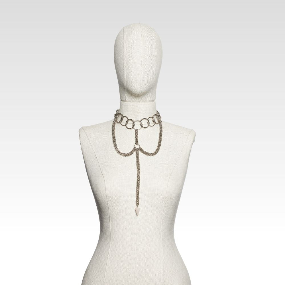 Y Formlu Örgü Zırh Choker Kolye