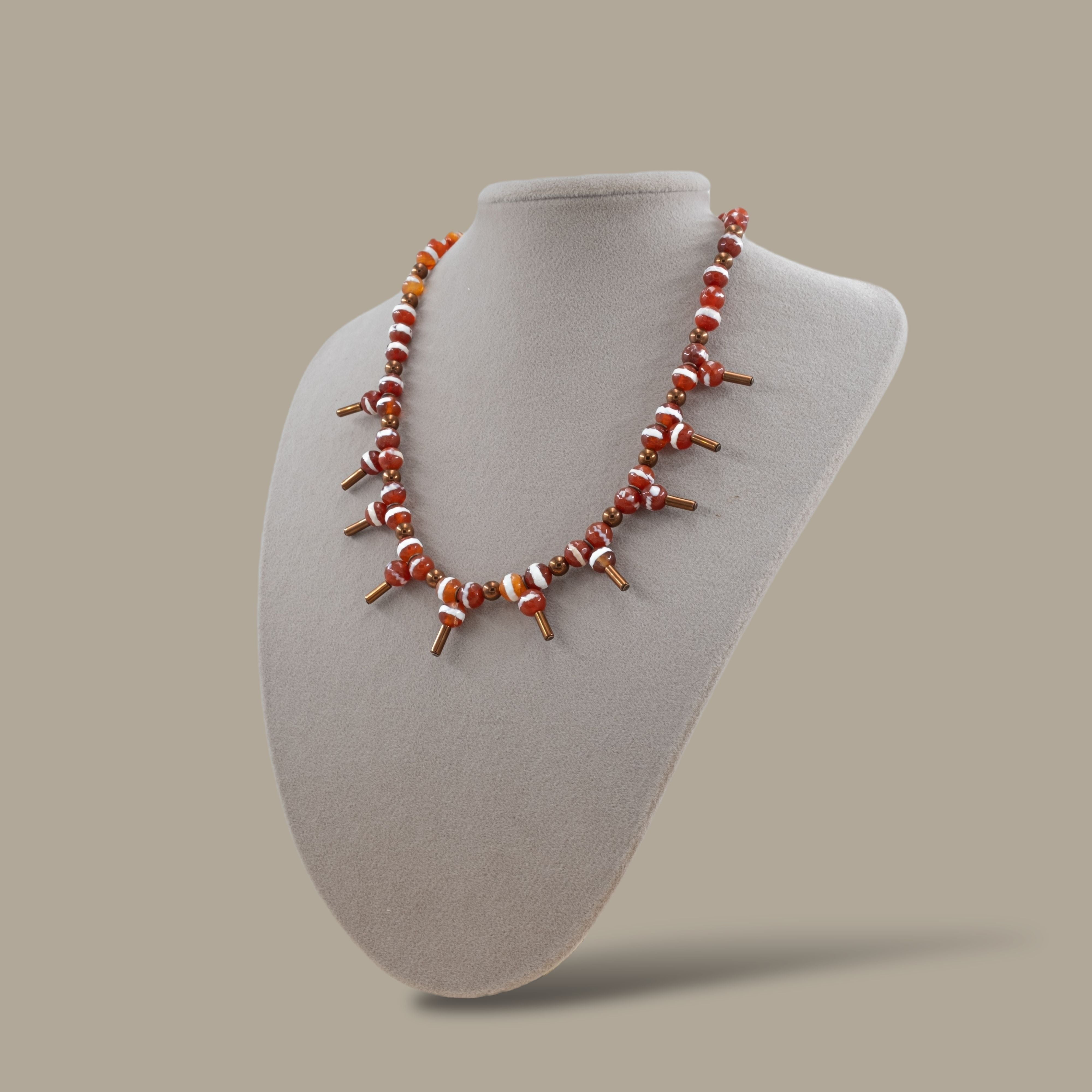 Rafine Punk Stili Akik Taş ve Bronz Renk Hematit Detaylı Kolye