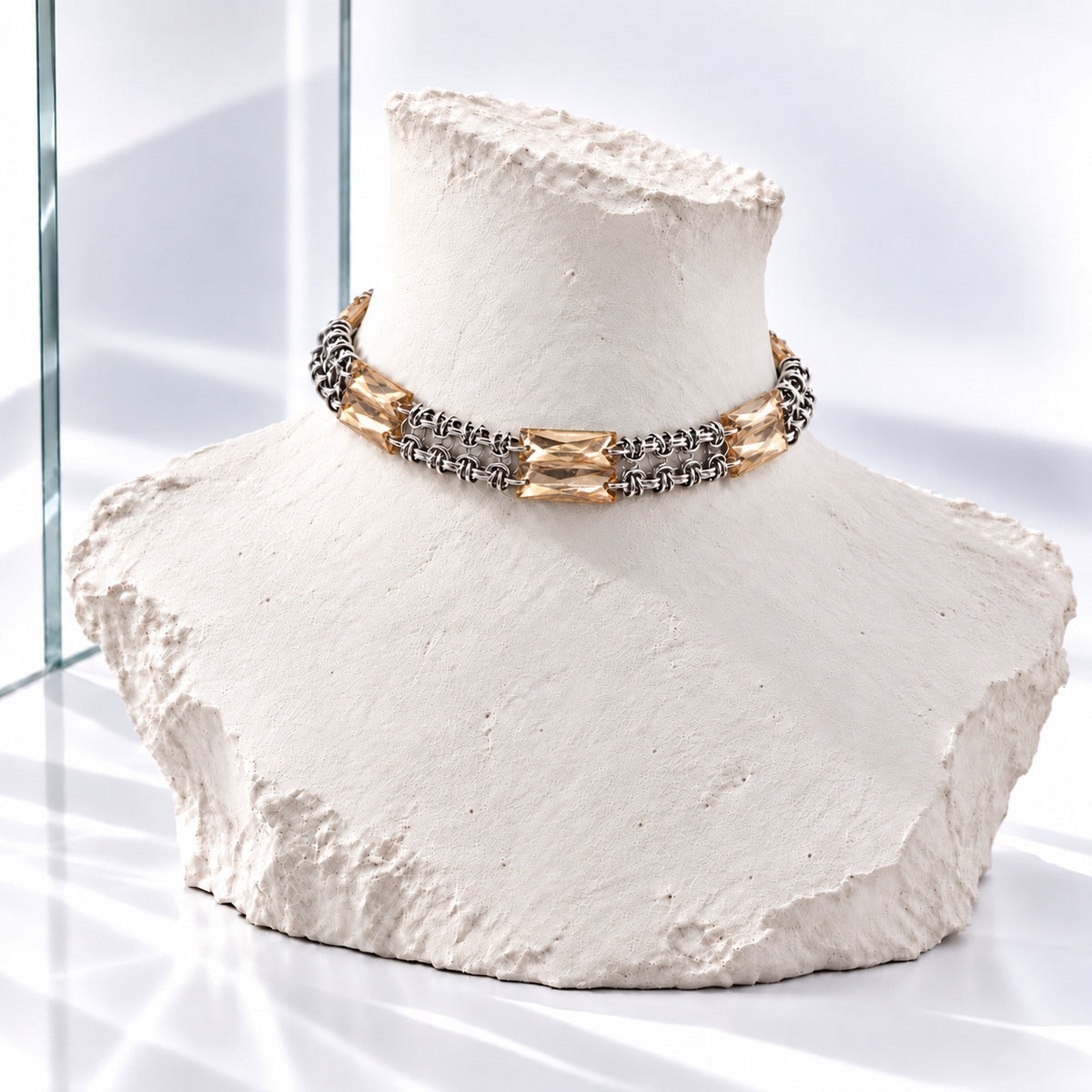 Akrilik Kristal Zırh Örgü Choker - Leopar Desen · DJE070