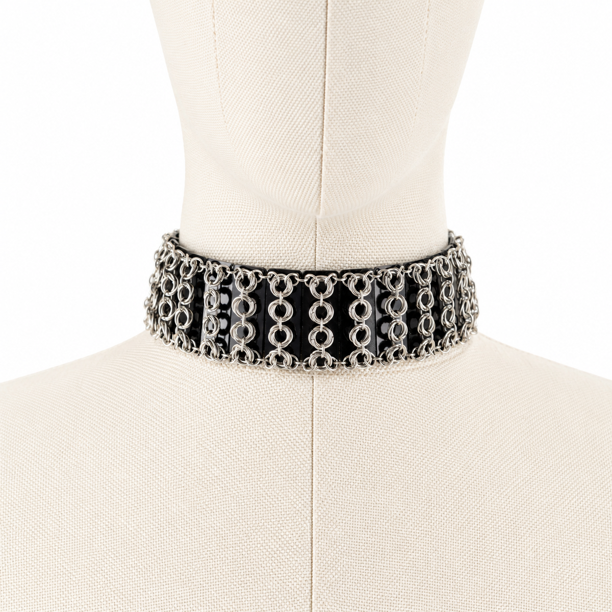 Dikey Zırh Örgü Akrilik Choker — BETWEEN Koleksiyonu · DJE050
